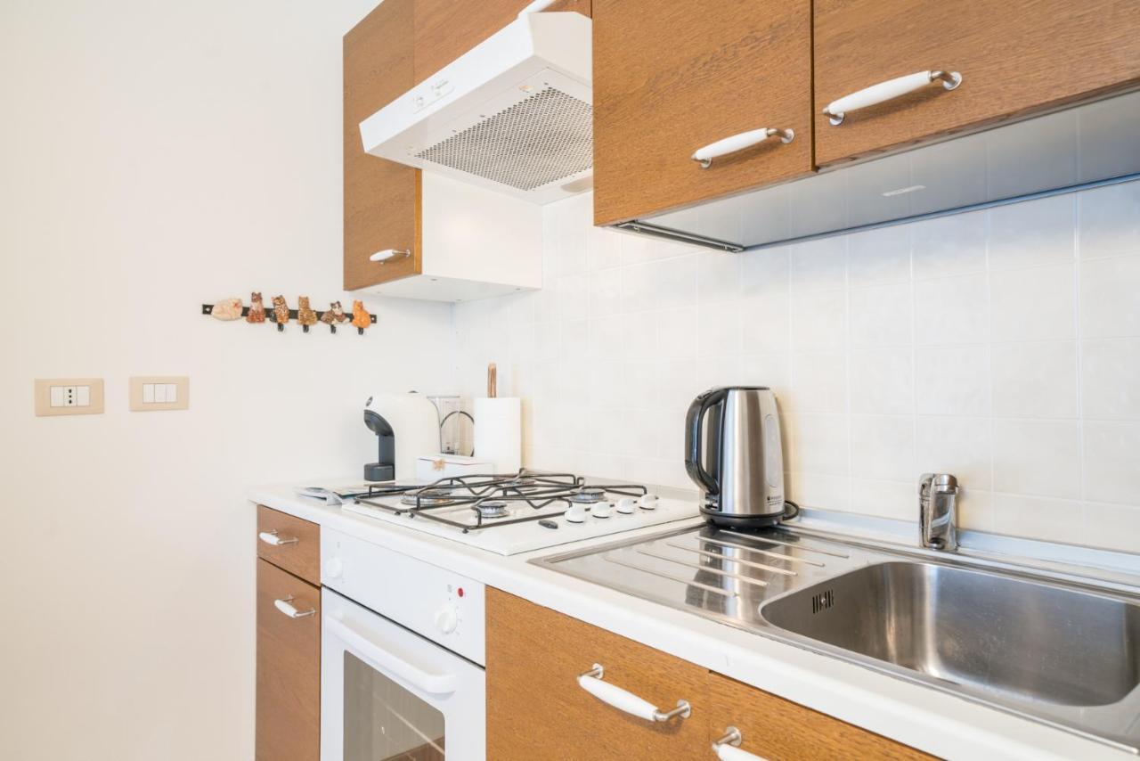 דסנזאנו דל גארדה Gardappartamenti Garibaldi City Centre מראה חיצוני תמונה